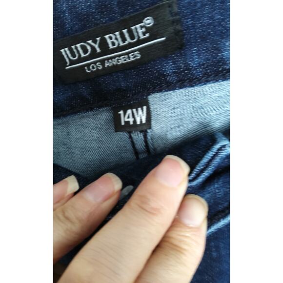 Judy Blue Los Angeles med/dark wash straight distressed edges womens 14 normcore - Picture 3 of 8